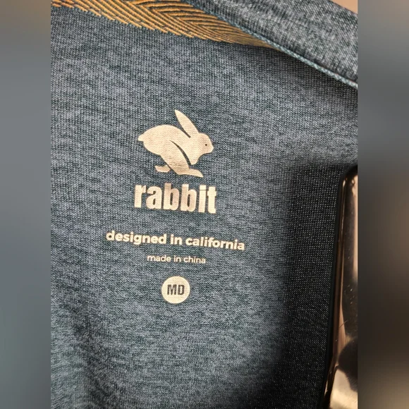 Men's Rabbit EZ Tee Long Sleeve Athleisure Running Shirt, Medium - Picture 4 of 5